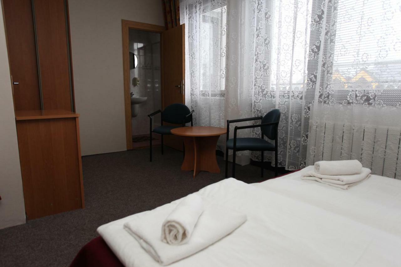 Penzion Demi Stará Lesná Extérieur photo